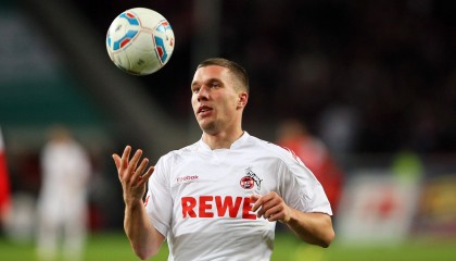 开云体育官网下载-“足球+文旅”深度融合，打造多元化产业新生态，如何打造足球体育文化