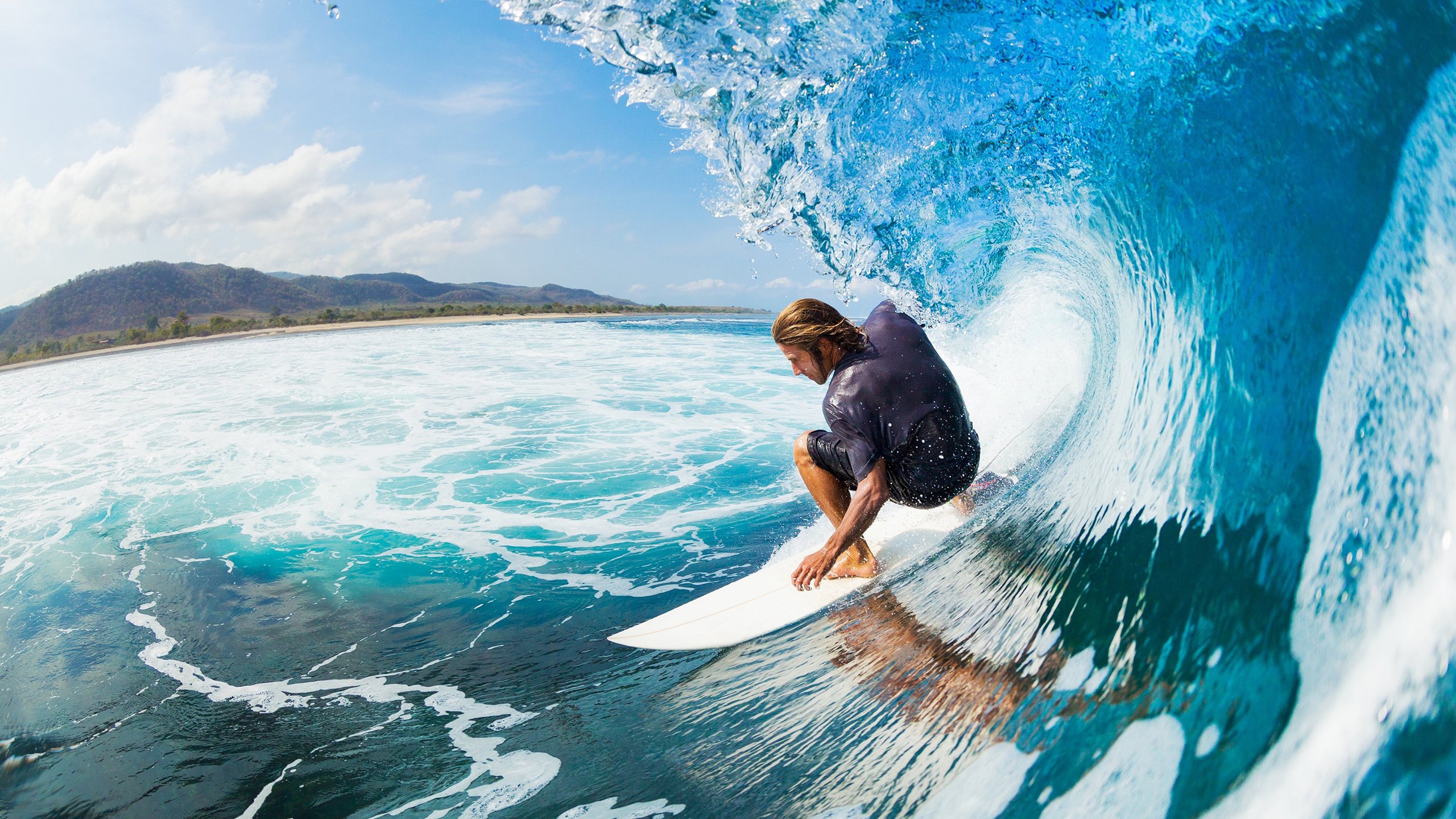 池中激战—现代水上拔河比赛热潮来袭,水上拔河比赛技巧
